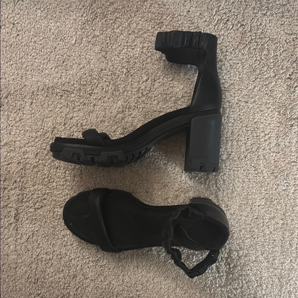 Rag & Bone Size 8 Black Women's Heeled Sandals w/ Buckle